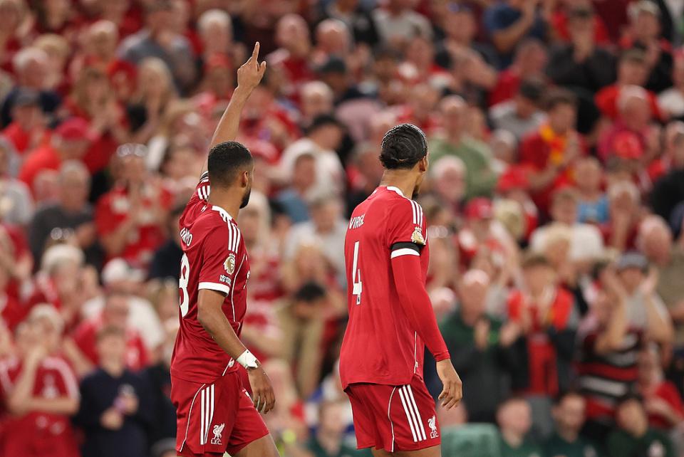 都需要斯洛, 取得开门红, 次换人吃到 都需要斯洛, 取得开门红, 次换人吃到