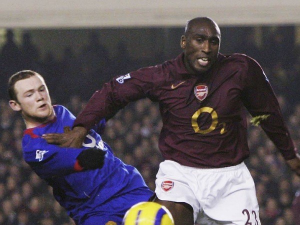 他也不和我 他也不和我