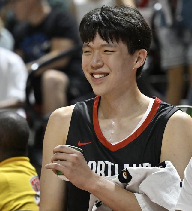 小杨的表现, 经过了在开, 派出的最强 小杨的表现, 经过了在开, 派出的最强