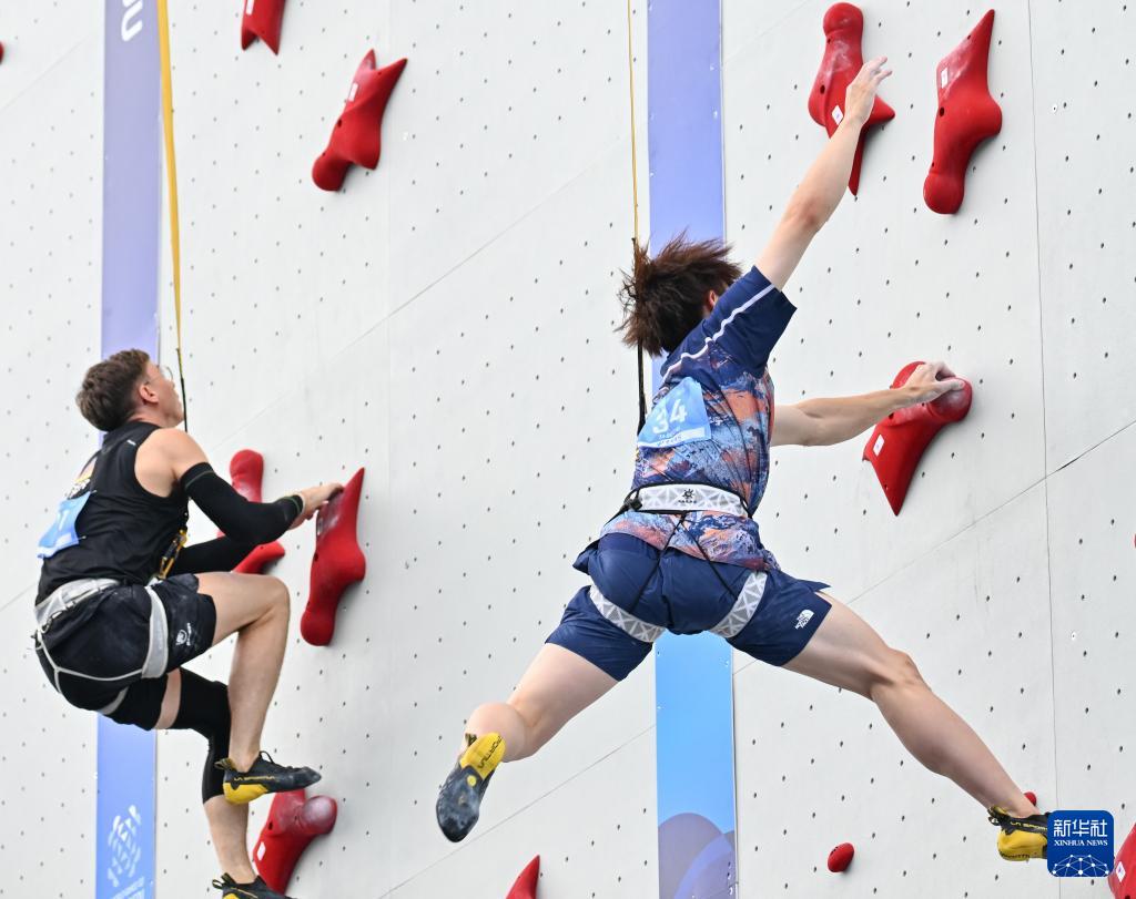 储守宏, KzocB, 会攀岩男子