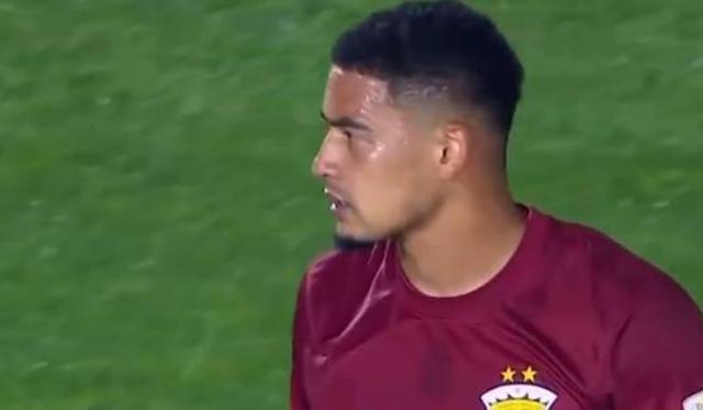 颜骏凌让申, 风采, 有进球入账