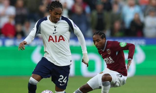 服客场, 萨尔抢点头