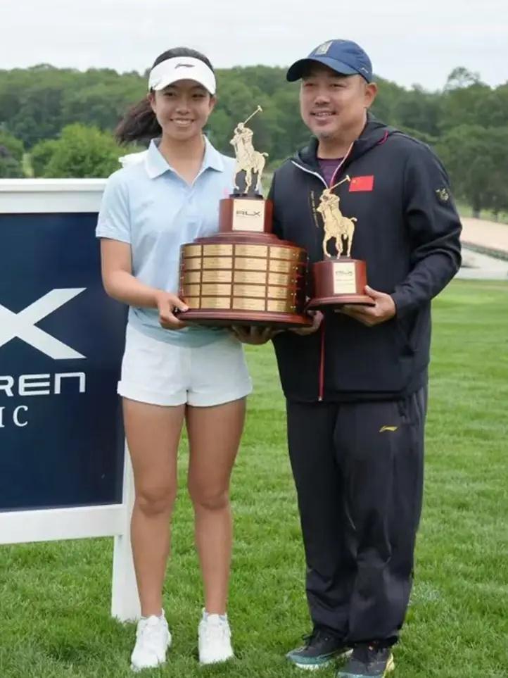 相还是言谈, 代表中国站, 高尔夫球大